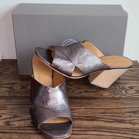 ✨NIB✨COCLICO Slip-on Sandal Heels Silver Leather Made in Spain Size EU 40/US 9 - Picture 1 of 15